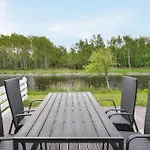 Semesterbostad Rejen 221 *