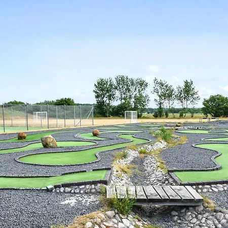 Дом отдыха Rejen 221 *